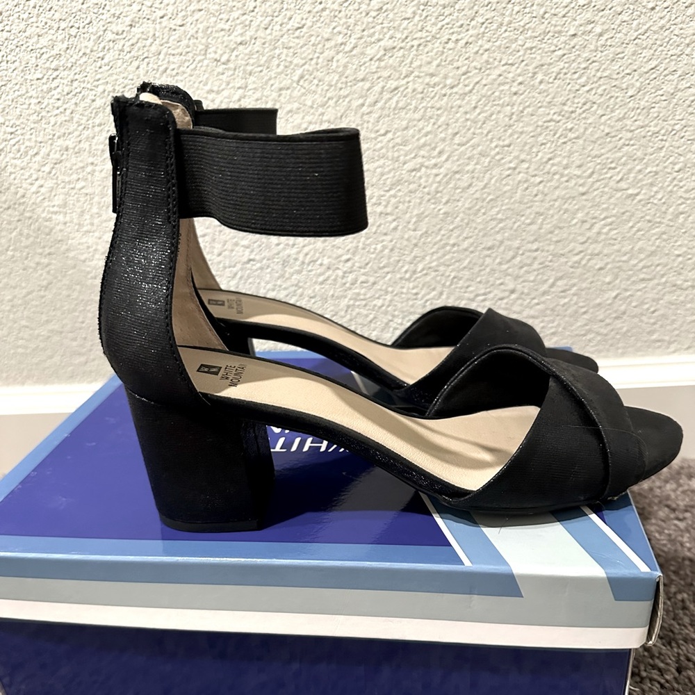 White Mountain Heels. Super comfy. Size 7.5